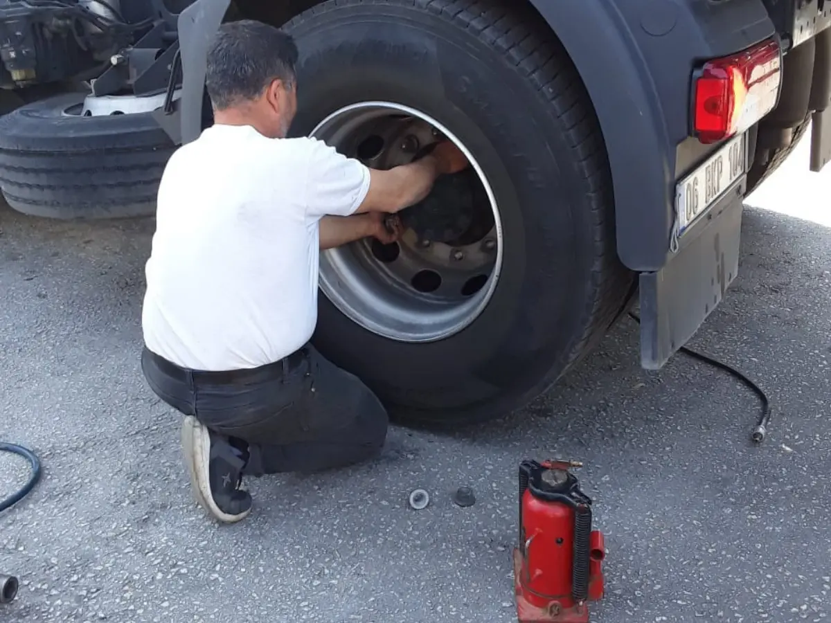 Samandağ Oto Lastikçi